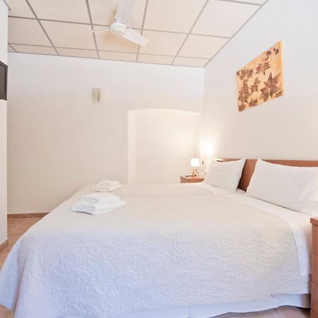 Hostal La Salut De Terrades Экстерьер фото