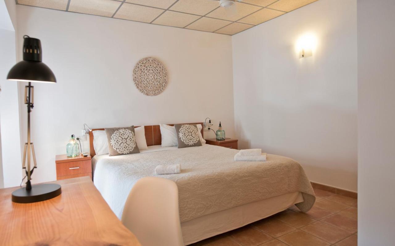 Hostal La Salut De Terrades Экстерьер фото