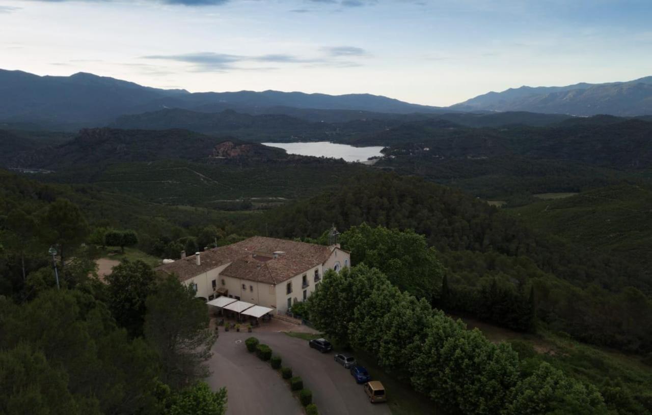 Hostal La Salut De Terrades Экстерьер фото