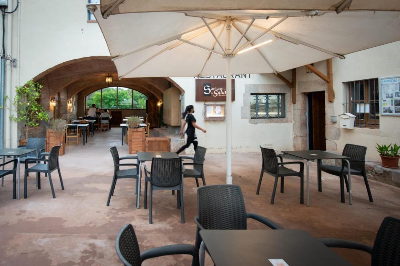 Hostal La Salut De Terrades Экстерьер фото