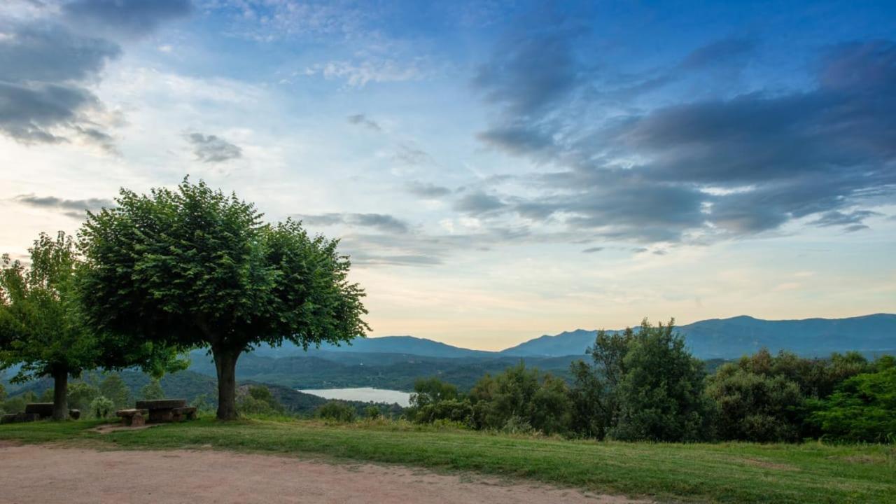 Hostal La Salut De Terrades Экстерьер фото